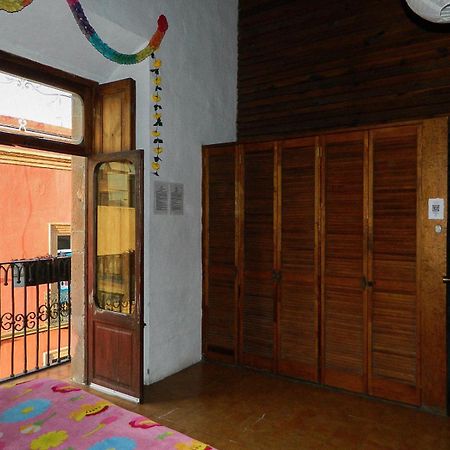 Lele Panchito Y Lavanda Juntos En El Centro Querétaro Extérieur photo